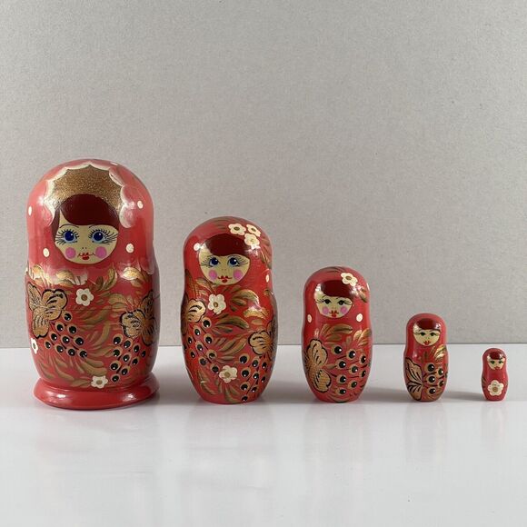 Hand Painted Russian Matryoshka Nesting Dolls 5 Piece Handpainted 5" RED - Picture 1 of 15